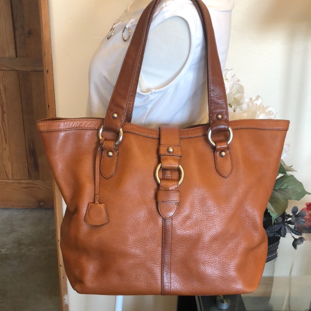 Elegant Cognac Color Banana Republic Leather Tote Bag